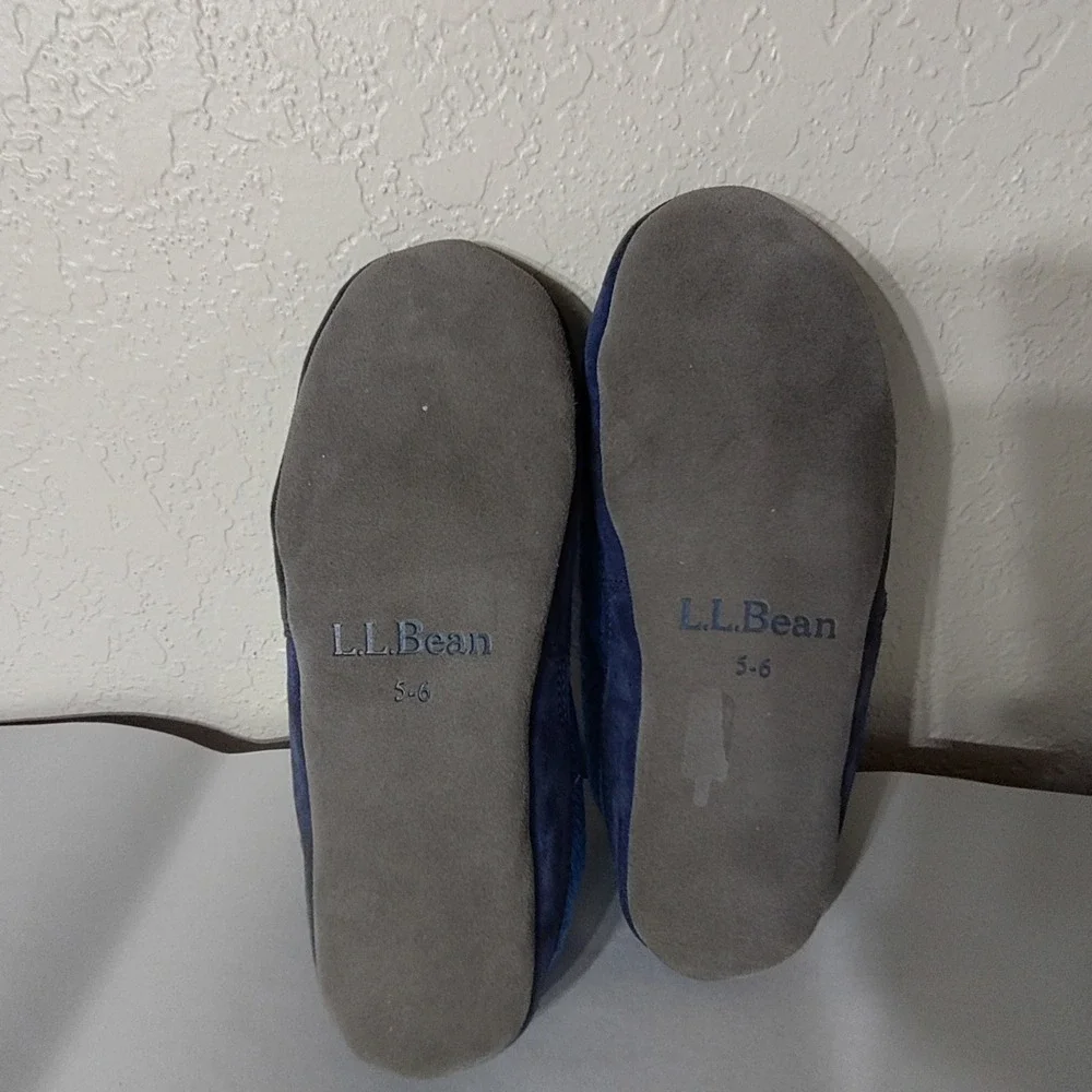 LL Bean Kids Daybreak Scuffs Shark Blue Sweater Knit Slippers Size 5-6 505181